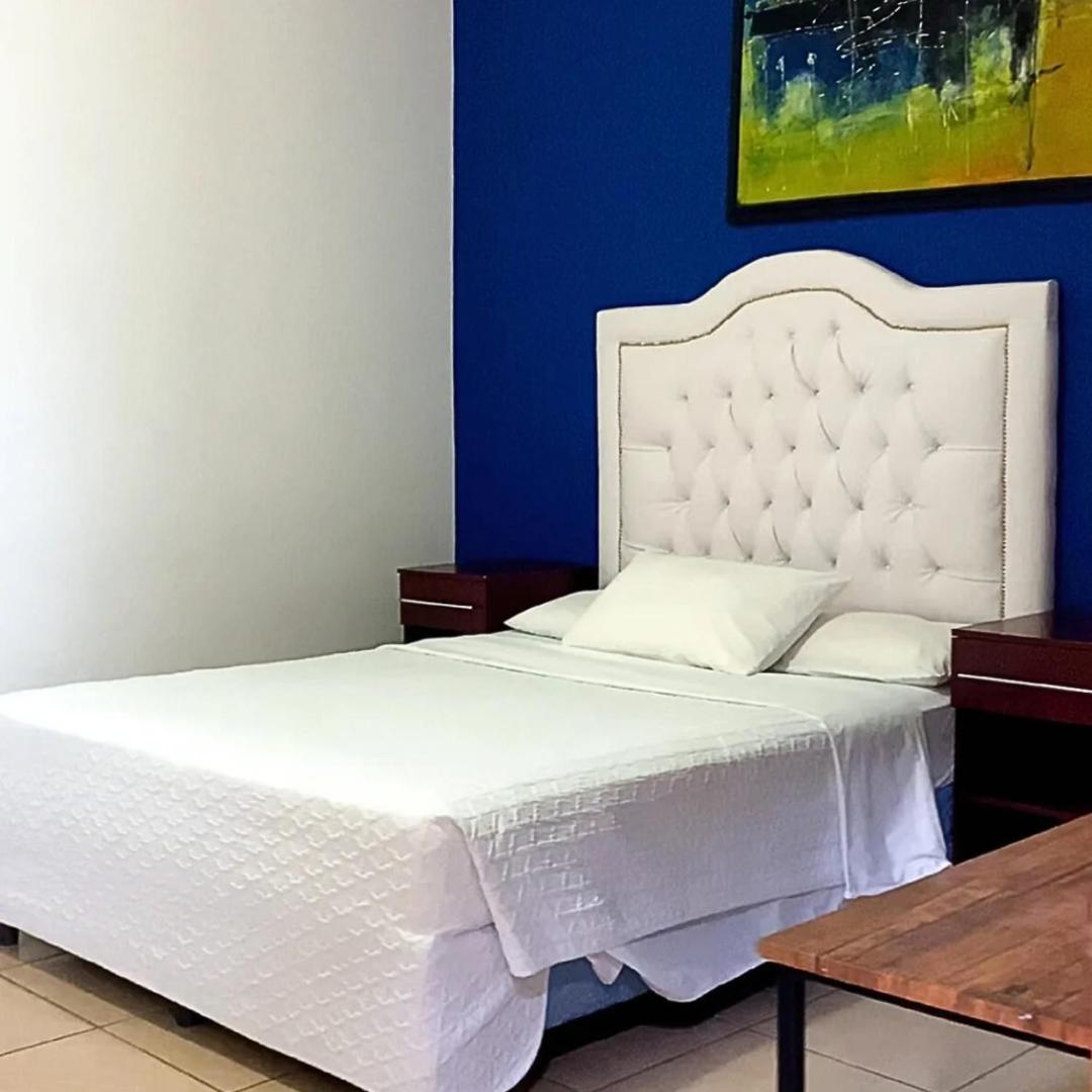 Los Vados Hotel Managua Exteriör bild